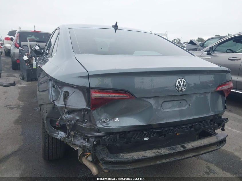 2019 VOLKSWAGEN JETTA VIN: 3VWGB7BU2KM169175