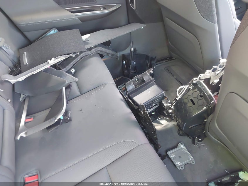 50EA1PGA8SA005349 2025 LUCID AIR photo no. 19