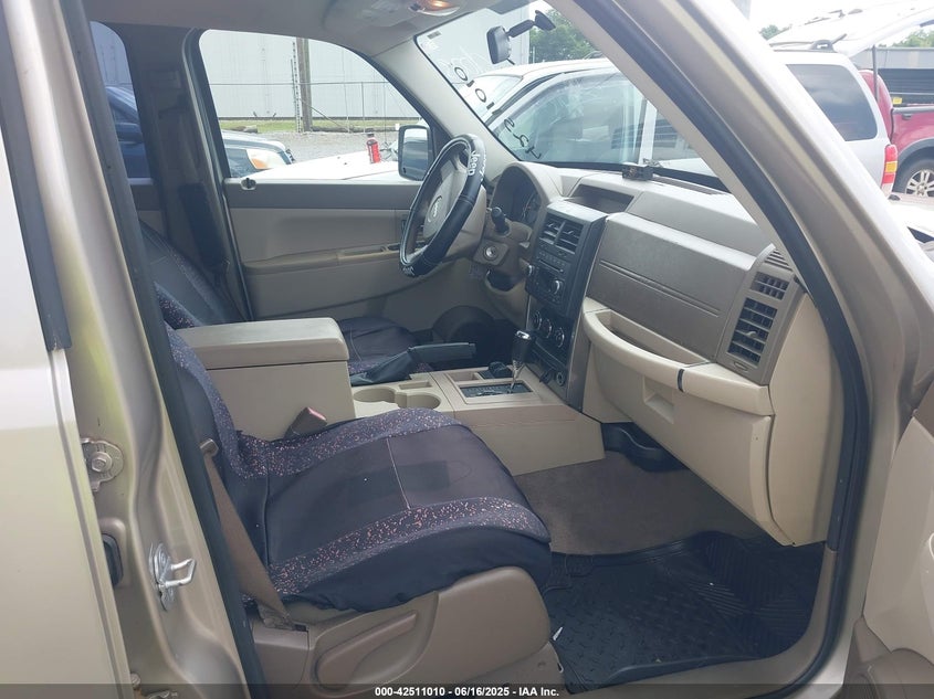 2010 JEEP LIBERTY VIN: 1J4PN2GK7AW143877