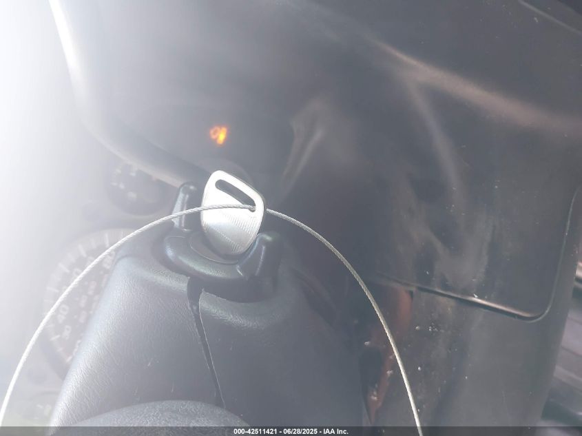 2004 Chevrolet Express VIN: 1GCFG15X441106582 Lot: 42511421