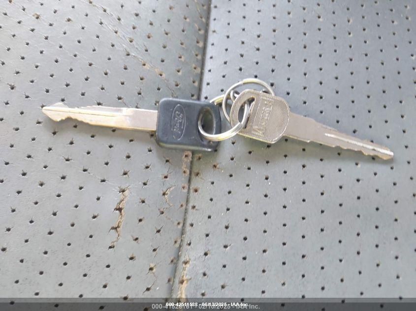 2002 Ford F-250 Lariat/Xl/Xlt VIN: 1FTNW21F22EC74115 Lot: 42511588