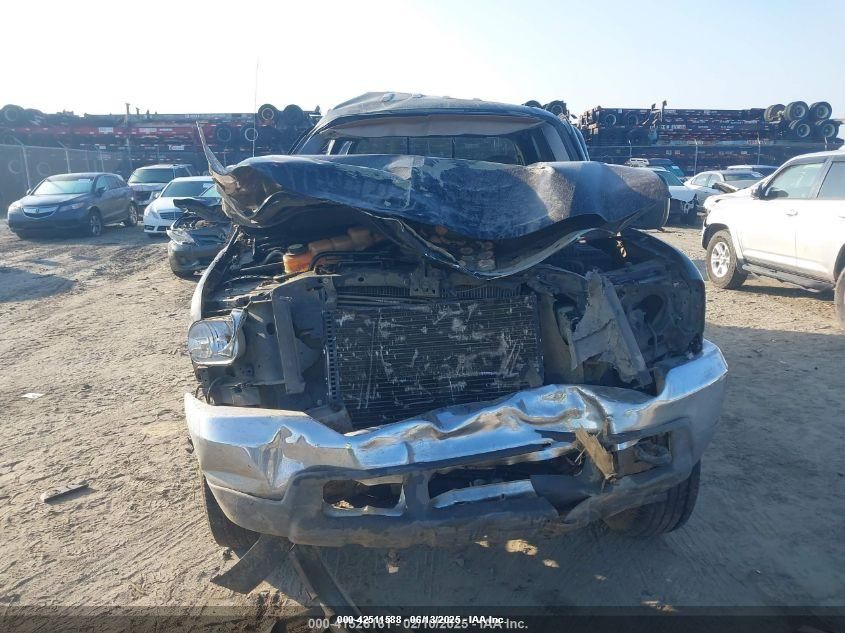 2002 Ford F-250 Lariat/Xl/Xlt VIN: 1FTNW21F22EC74115 Lot: 42511588