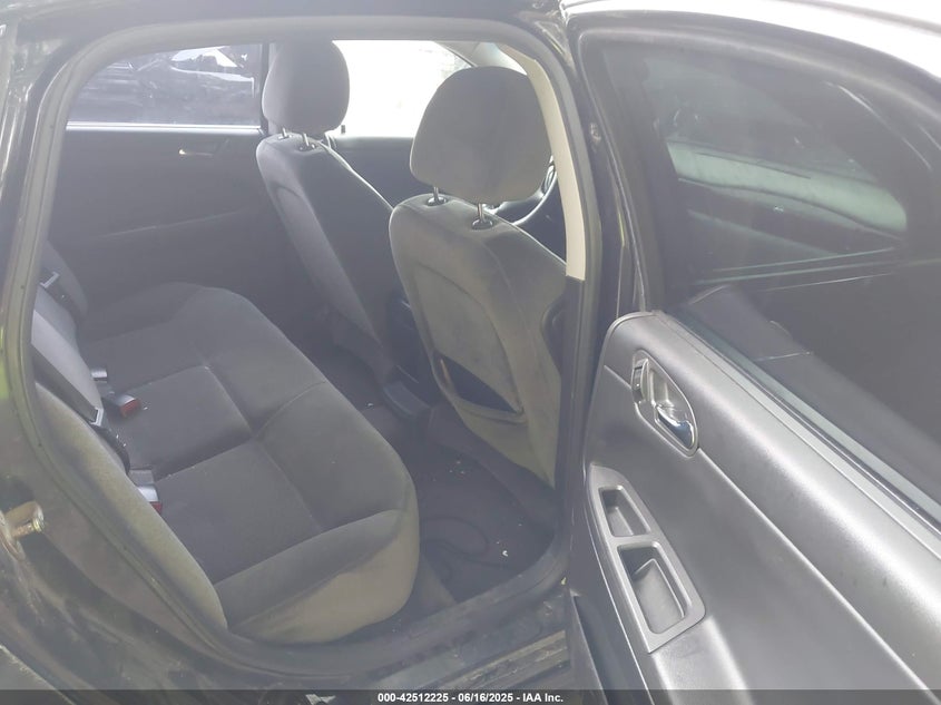 2010 CHEVROLET IMPALA VIN: 2G1WB5EN2A1197466