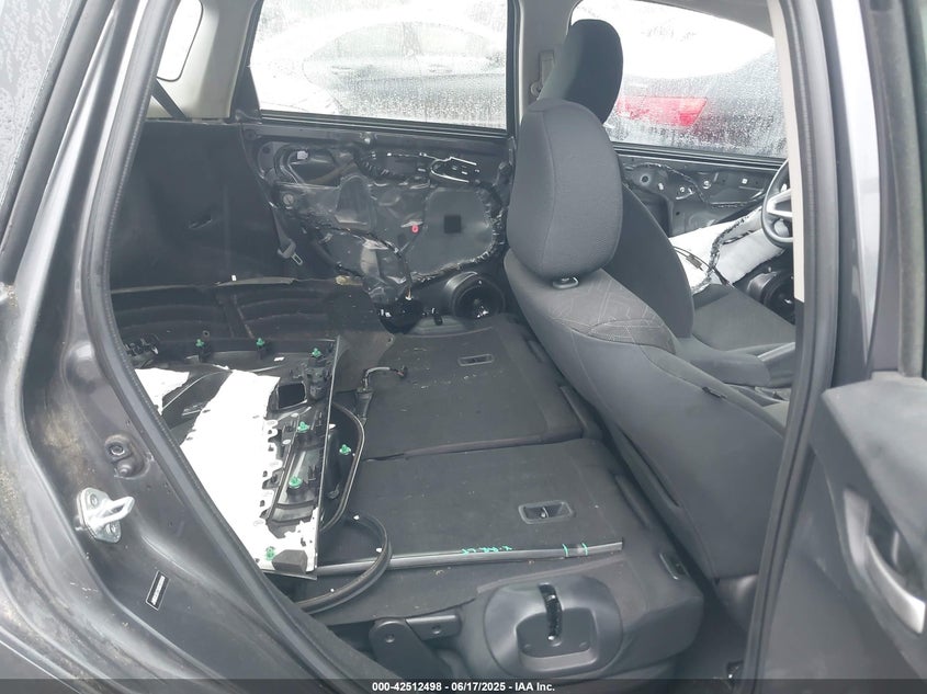 2016 HONDA FIT VIN: JHMGK5H73GX030004