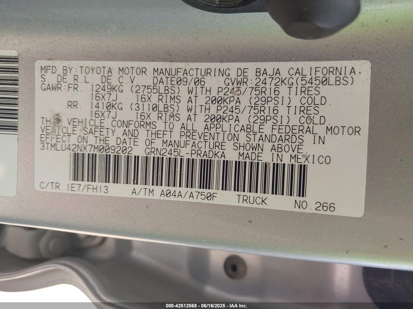 2007 TOYOTA TACOMA VIN: 3TMLU42NX7M009202