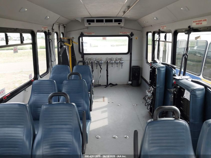 2018 Ford E-450 Cutaway VIN: 1FDFE4FSXJDC36317 Lot: 42512575