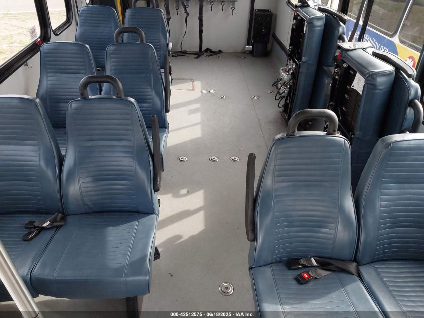 2018 Ford E-450 Cutaway VIN: 1FDFE4FSXJDC36317 Lot: 42512575