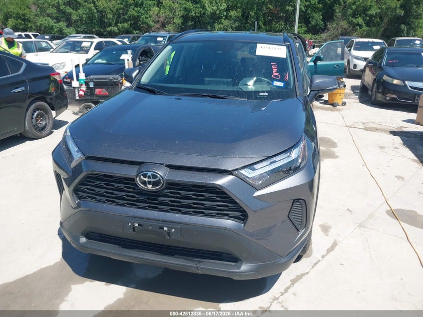 2025 TOYOTA RAV4 XLE - 2T3W1RFV3SC321092