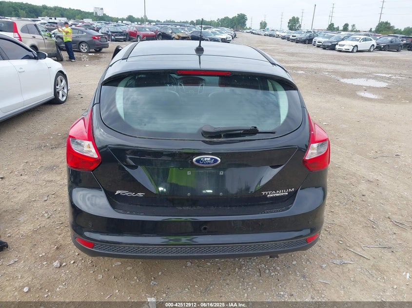 2014 FORD FOCUS TITANIUM - 1FADP3N25EL194433