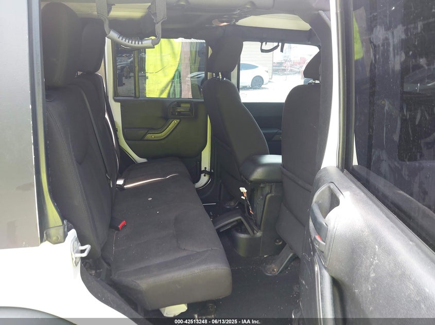 2014 Jeep Wrangler Unlimited Sport VIN: 1C4BJWDG6EL319604 Lot: 42513248