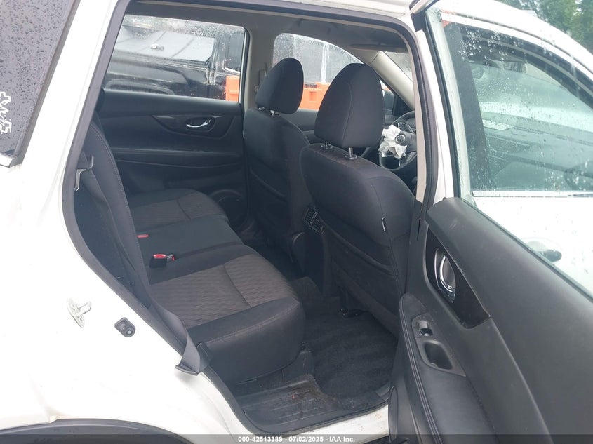 2018 NISSAN ROGUE S - 5N1AT2MV6JC774651