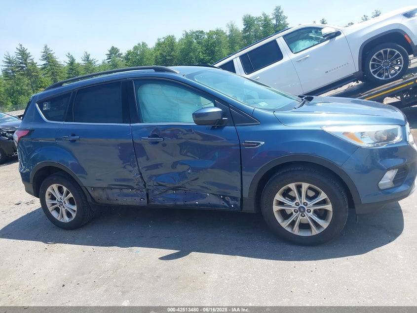2018 FORD ESCAPE SE - 1FMCU9GD2JUB57971