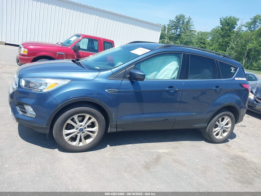 2018 FORD ESCAPE SE - 1FMCU9GD2JUB57971