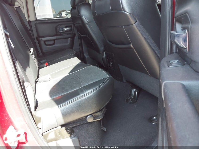 2013 RAM 1500 LARAMIE - 1C6RR6JT3DS671513