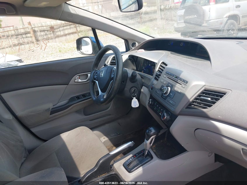 2012 HONDA CIVIC VIN: 2HGFB2F82CH585694