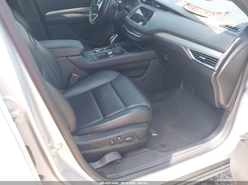2020 CADILLAC XT4 VIN: 1GYFZCR4XLF026740