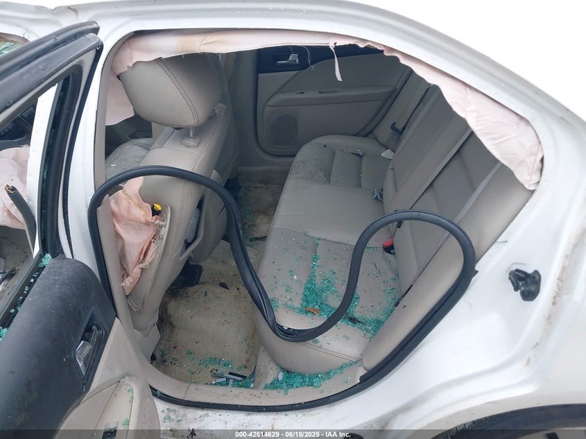 2009 FORD FUSION VIN: 3FAHP08119R146468