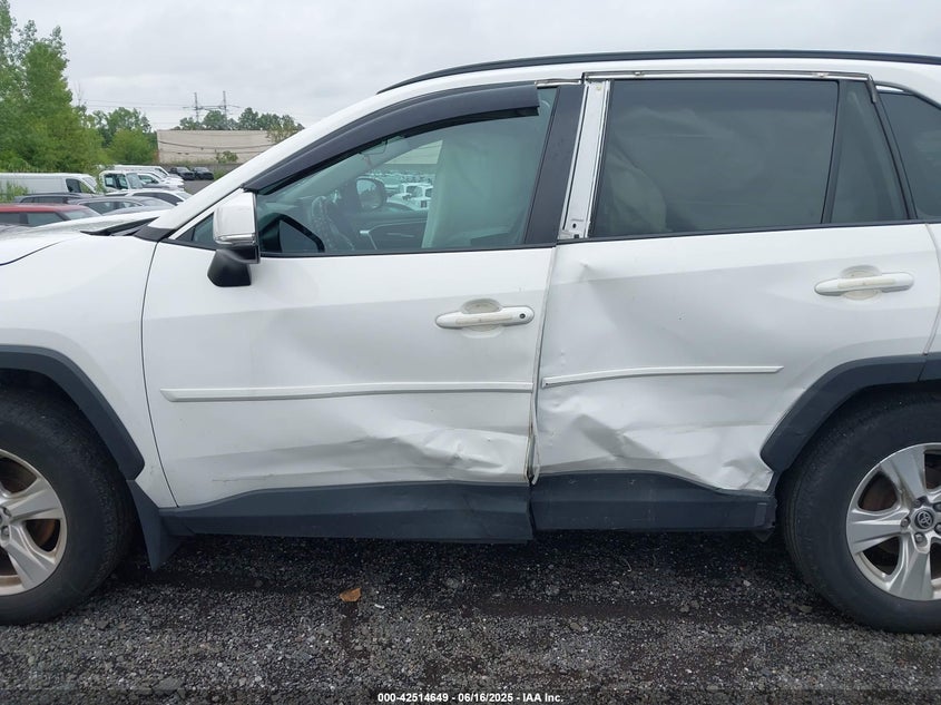 2021 TOYOTA RAV4 VIN: 2T3P1RFV9MC191195