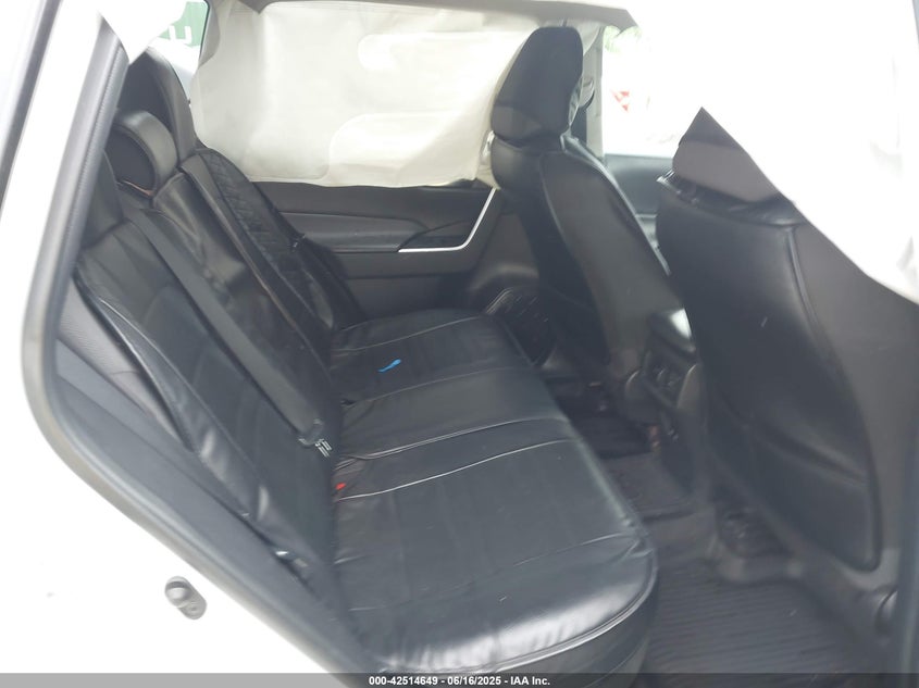 2021 TOYOTA RAV4 VIN: 2T3P1RFV9MC191195