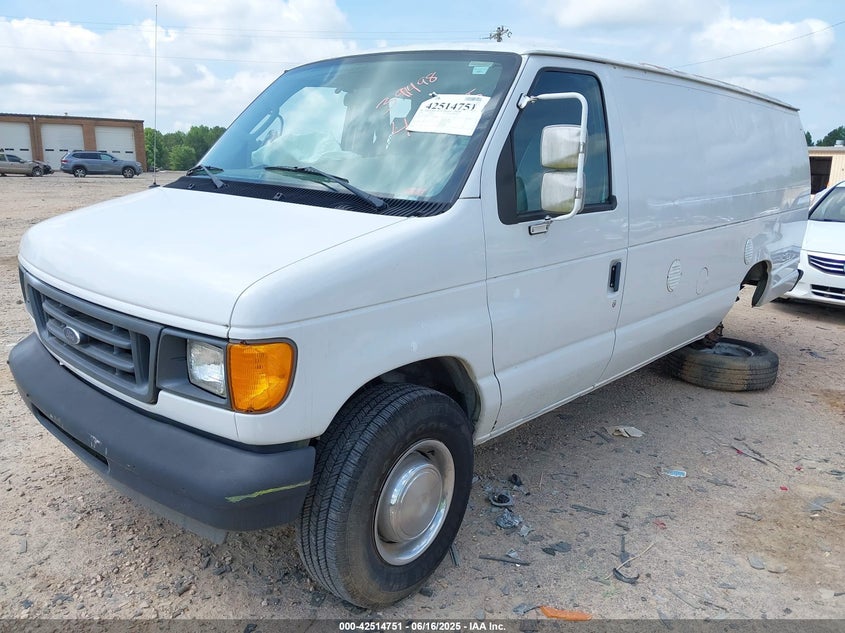 1FTSS34L34HA44395 2004 FORD ECONOLINE photo no. 2