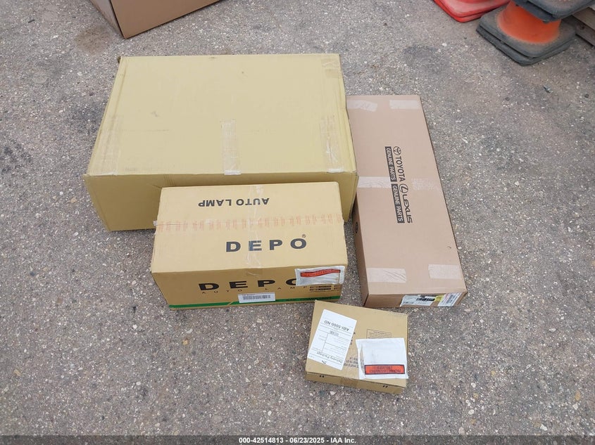 2021 TOYOTA RAV4 HYBRID XLE - JTMR6RFV9MD015141