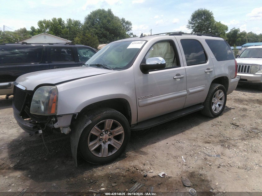 2007 GMC YUKON VIN: 1GKFC13027J128364
