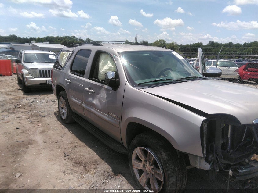 2007 GMC YUKON VIN: 1GKFC13027J128364