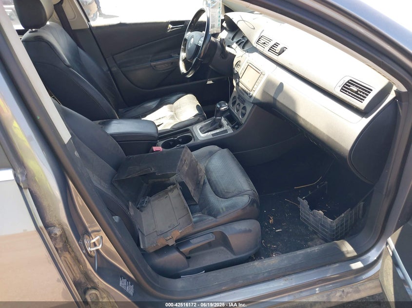 2006 VOLKSWAGEN PASSAT VIN: WVWEK93C66E032649