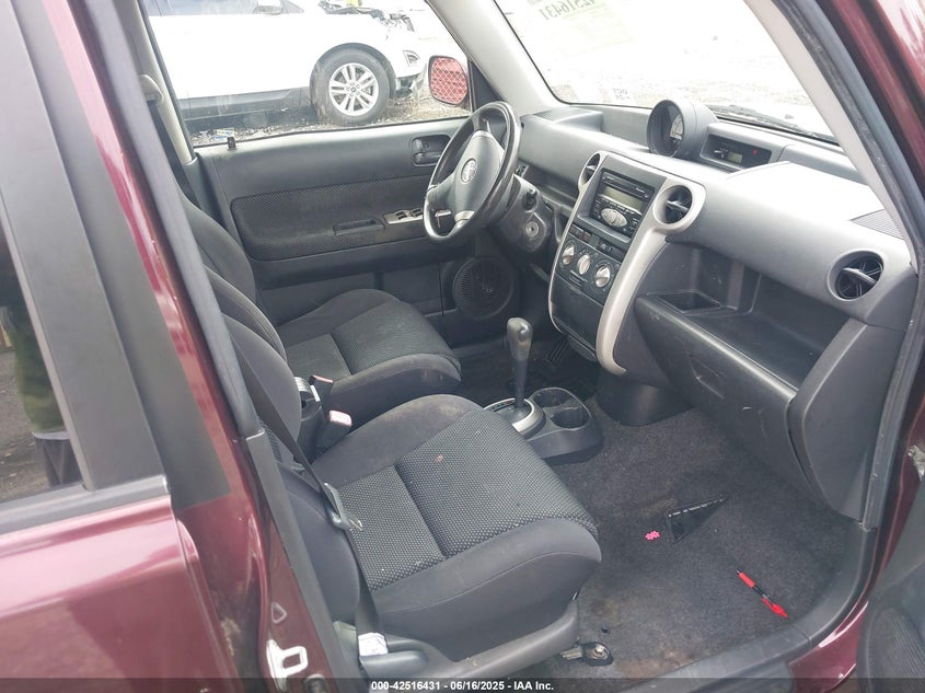 2006 TOYOTA SCION VIN: JTLKT324564045068