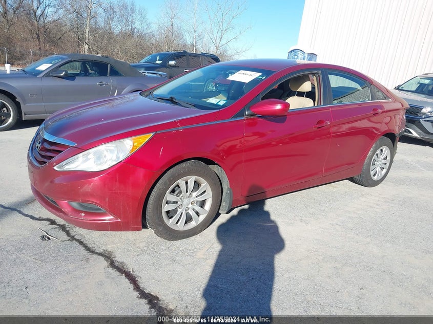 2013 Hyundai Sonata Gls red sedan gasoline 5NPEB4AC1DH588306 photo #3