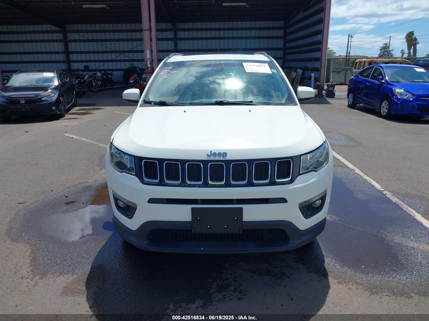 VIN 3C4NJCBB1KT636564 2019 JEEP COMPASS SUN AND WHEEL FWD