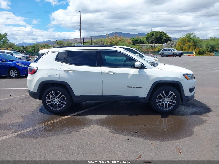 VIN 3C4NJCBB1KT636564 2019 JEEP COMPASS SUN AND WHEEL FWD