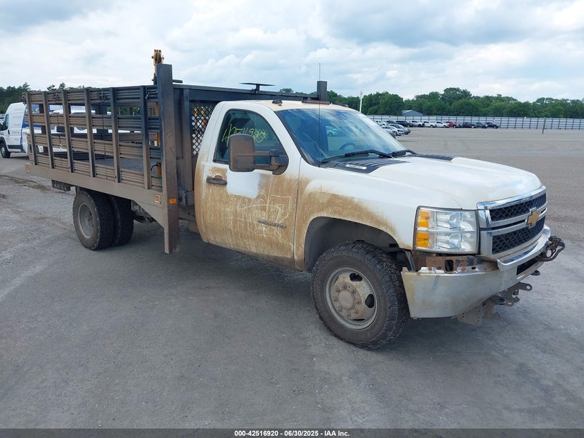 1GB3KZCG4DF228109 2013 Chevrolet Silverado 3500Hd Chassis Work Truck auction photo 1