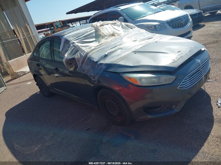Vin: 1fadp3e2xhl318717, lot: 43010030, ford focus s 2017 img_1