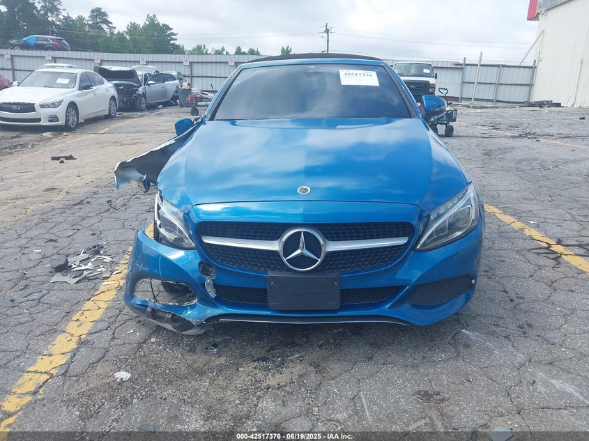 VIN WDDWK4JB4JF617868 2018 MERCEDES-BENZ C 300