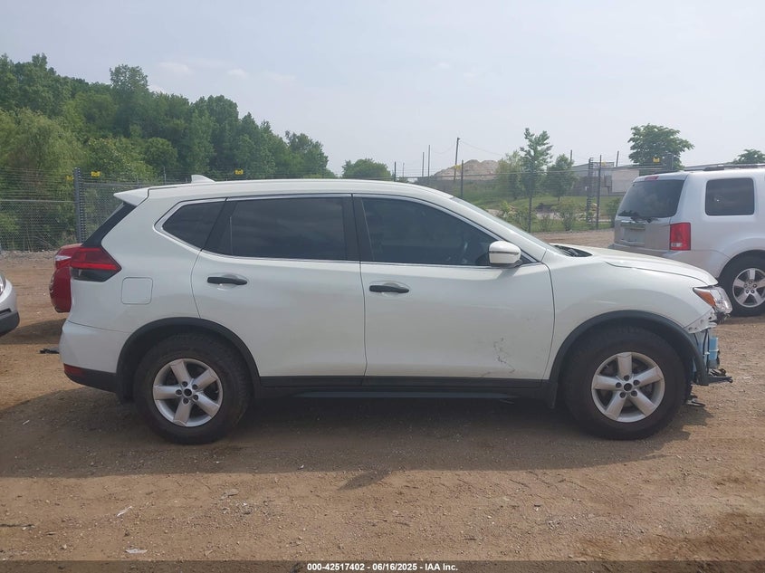 2017 NISSAN ROGUE S/SL/SV - 5N1AT2MT8HC818545