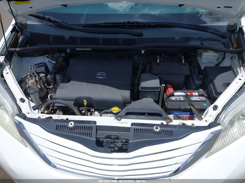 2015 Toyota Sienna Le 7 Passenger/Le 8 Passenger VIN: 5TDKK3DC6FS664852 Lot: 42517486