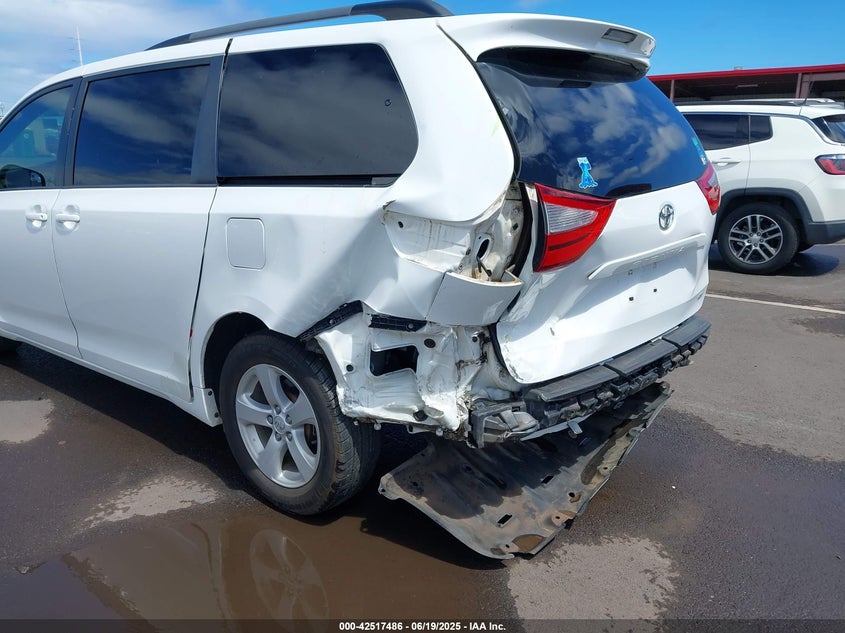 2015 Toyota Sienna Le 7 Passenger/Le 8 Passenger VIN: 5TDKK3DC6FS664852 Lot: 42517486