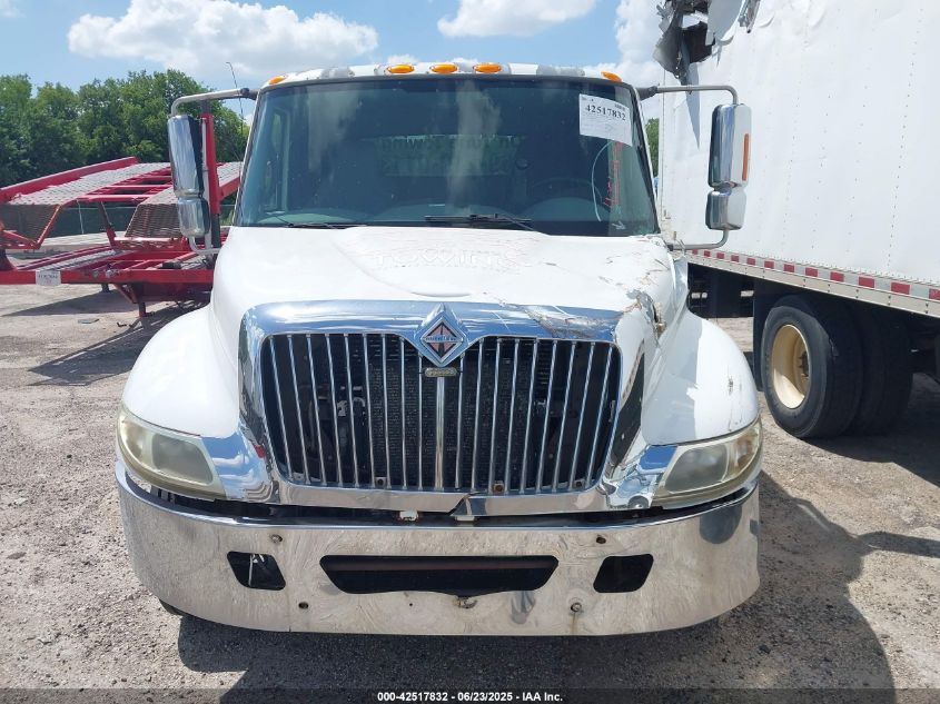2004 International 4000 - 1HTMMAAL34H612353