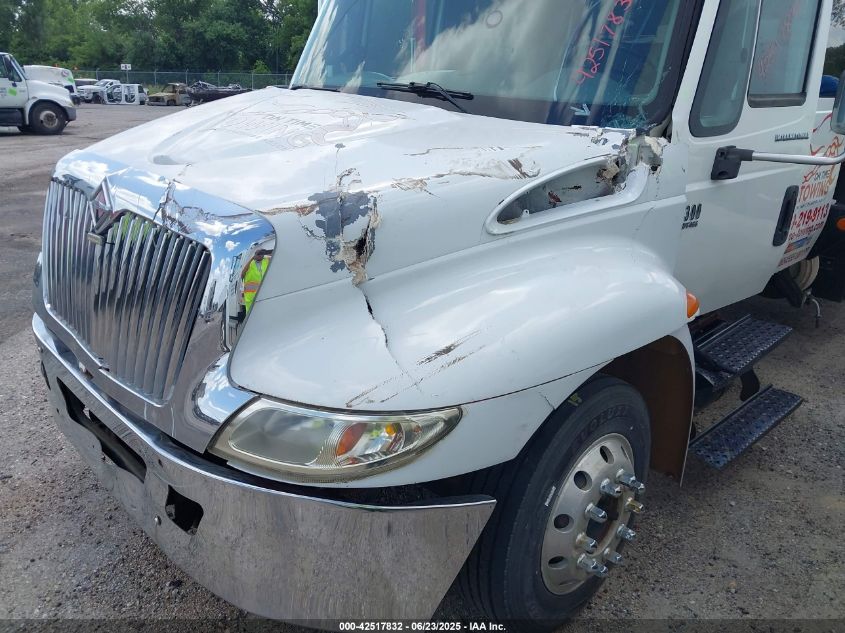 2004 International 4000 - 1HTMMAAL34H612353