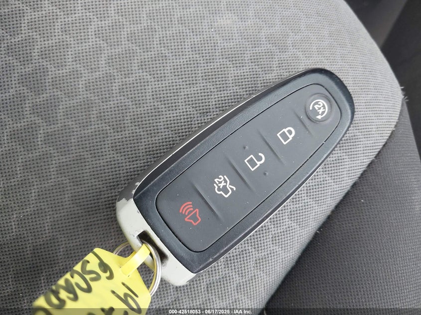 2019 FORD ESCAPE SE - 1FMCU0GD6KUA11697