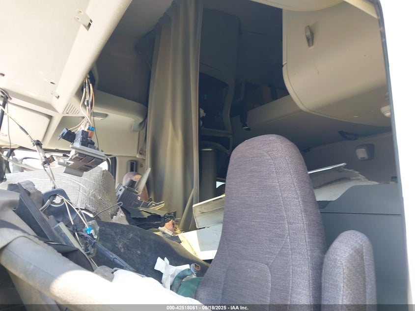 2021 Volvo Vnl VIN: 4V4NC9EH4MN262360 Lot: 42518061