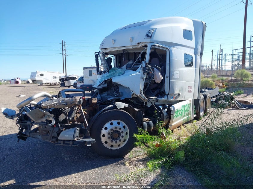 2021 Volvo Vnl 4V4NC9EH4MN262360 photo #3