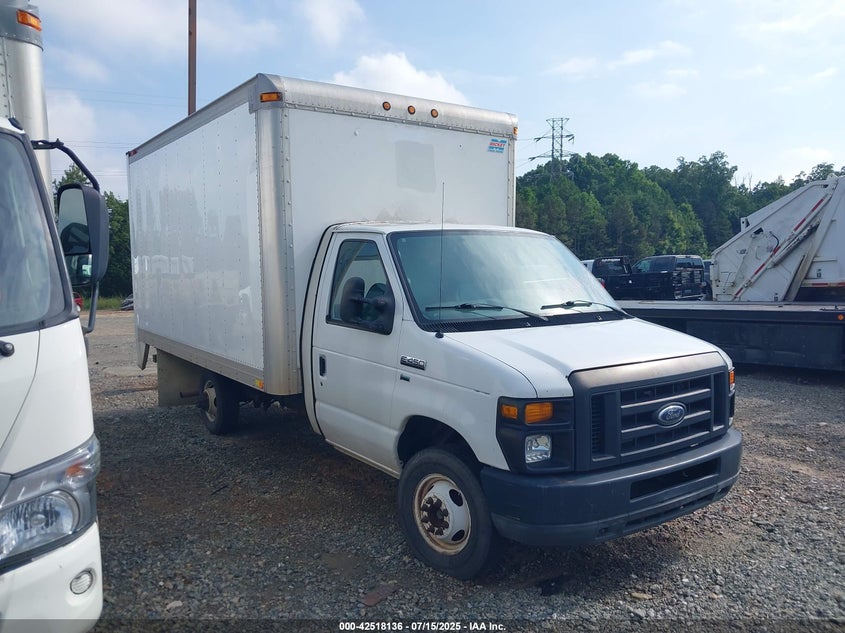 1FDXE4FL3BDA46616 2011 Ford E-450 Cutaway auction photo 1