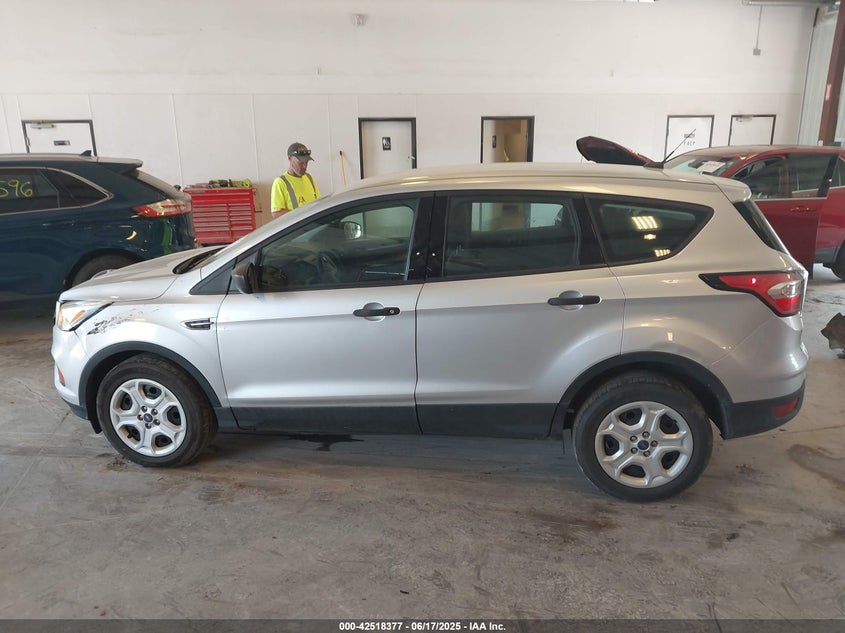 2017 FORD ESCAPE VIN: 1FMCU0F73HUA92372