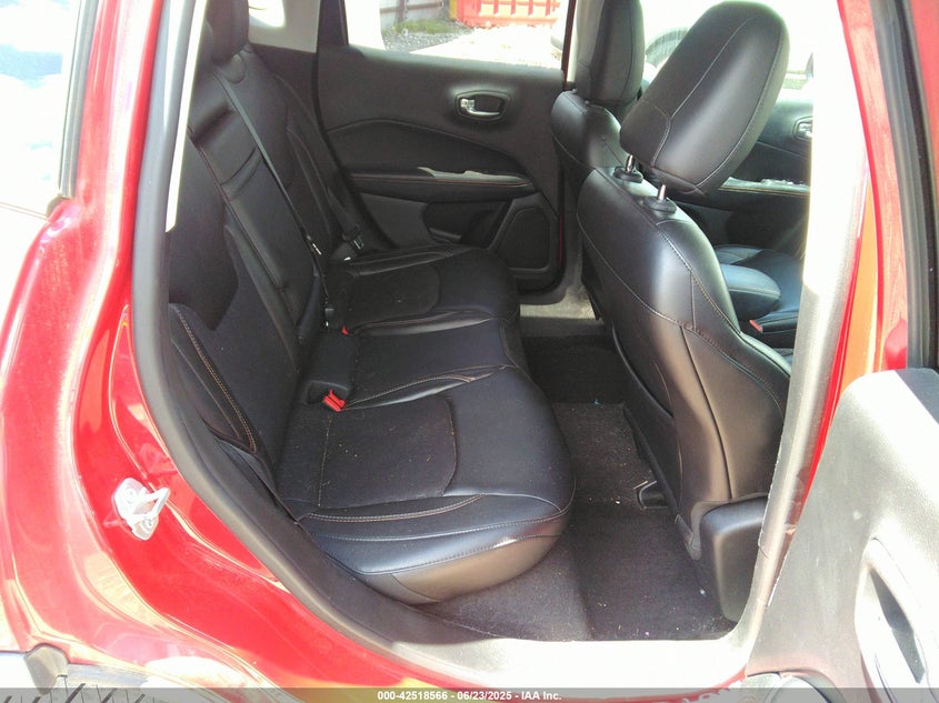 2018 JEEP COMPASS LATITUDE 4X4 - 3C4NJDBB4JT333458