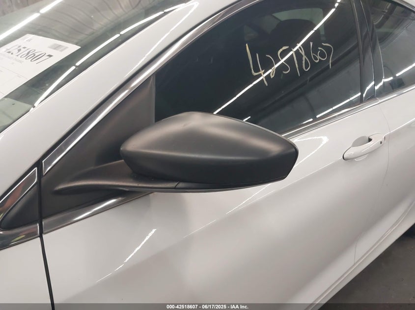 2015 CHRYSLER 200 LIMITED - 1C3CCCAB3FN748277