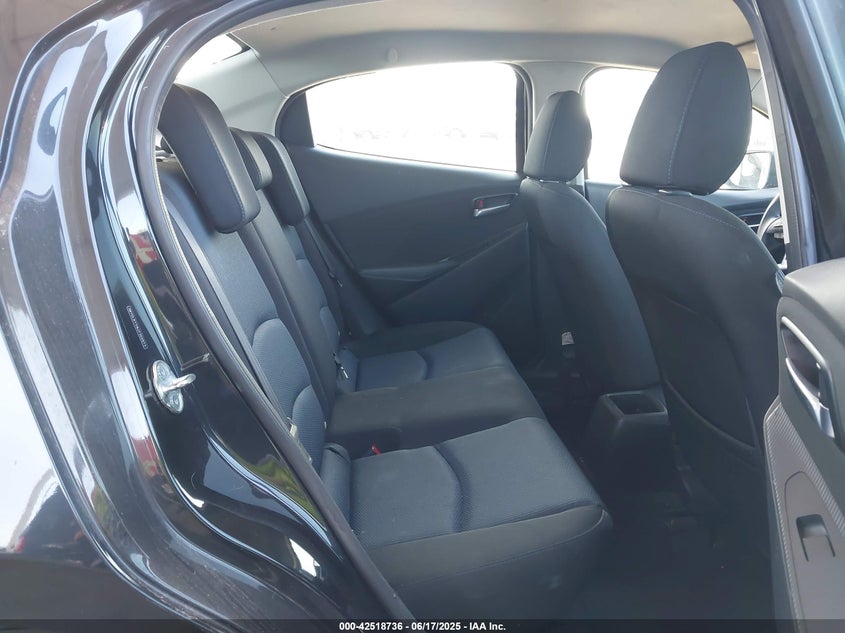 2018 TOYOTA YARIS IA VIN: 3MYDLBYV8JY302973