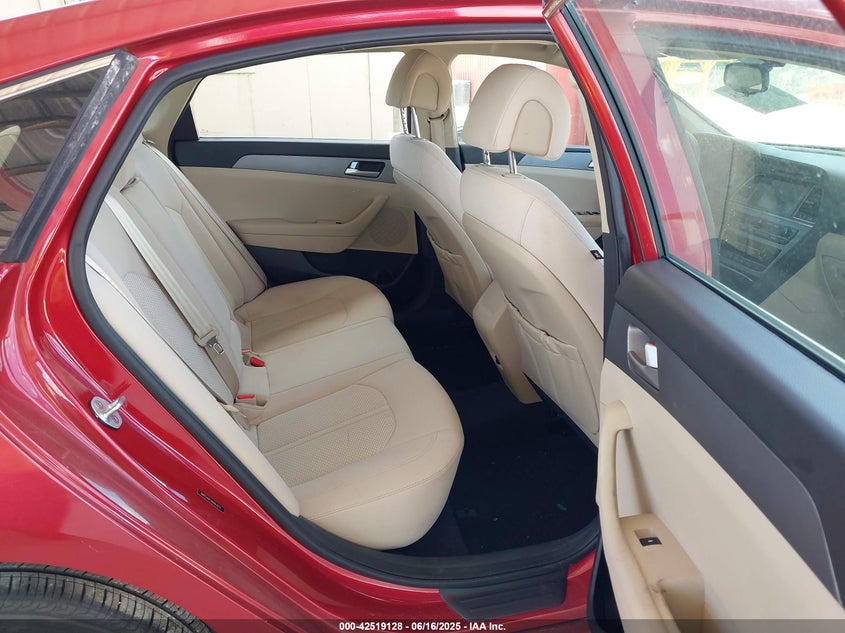 2017 HYUNDAI SONATA SE - 5NPE24AF1HH463273