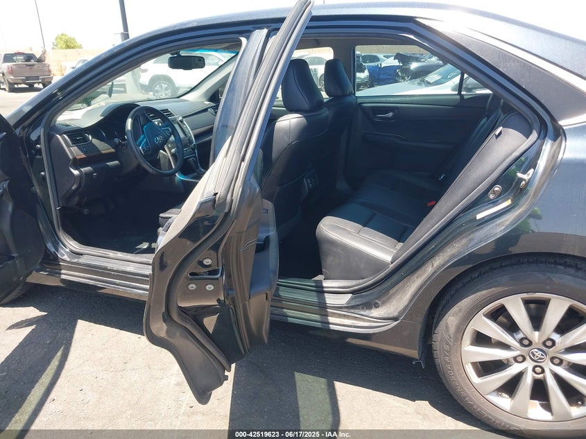 2017 TOYOTA CAMRY VIN: 4T1BF1FK8HU740322